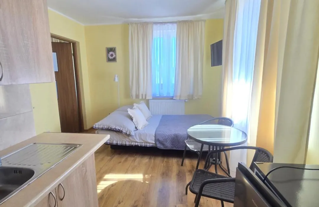 Siodemkacamp Karwia-1